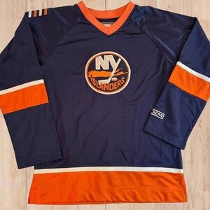 CCM NHL New York Islanders Jersey | Women’s Large